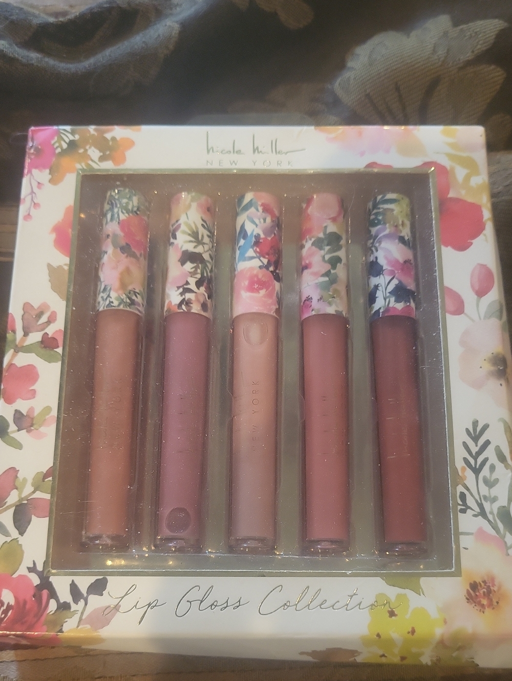 Nicole Miller Boxed 5 Full Size Lipgloss Collection